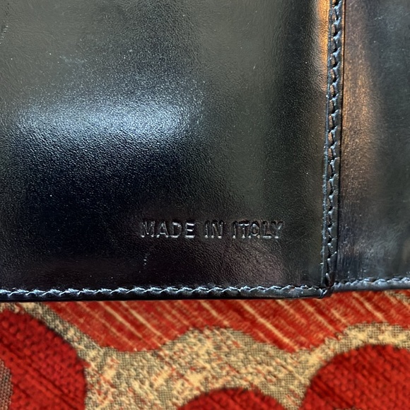 Vintage black wallet! 💋🖤❤️‍🔥 - Picture 7 of 15